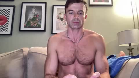 Snapshot of dillonwilde chatting on 01-16-25, 08:25 Dillon online show from 01-16-25, 08:25