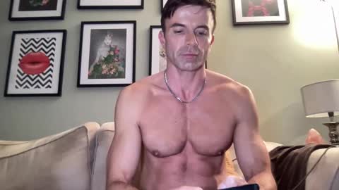 Snapshot of dillonwilde chatting on 01-19-25, 08:19 Dillon online show from 01-19-25, 08:19