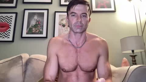 Snapshot of dillonwilde chatting on 01-25-25, 09:25 Dillon online show from 01-25-25, 09:25