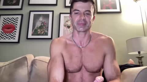 Snapshot of dillonwilde chatting on 01-26-25, 08:45 Dillon online show from 01-26-25, 08:45