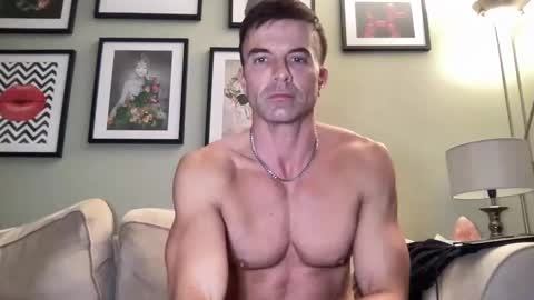 Snapshot of dillonwilde chatting on 02-07-25, 08:31 Dillon online show from 02-07-25, 08:31