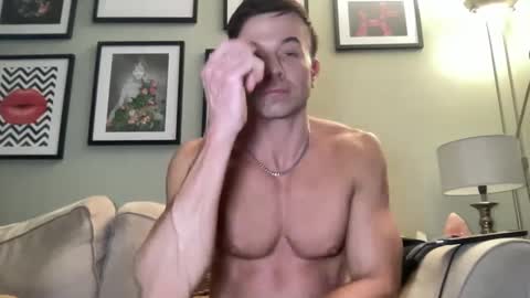 Snapshot of dillonwilde chatting on 02-26-25, 09:05 Dillon online show from 02-26-25, 09:05