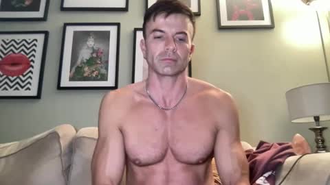 Snapshot of dillonwilde chatting on 03-02-25, 08:29 Dillon online show from 03-02-25, 08:29