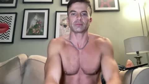 Snapshot of dillonwilde chatting on 03-04-25, 08:49 Dillon online show from 03-04-25, 08:49