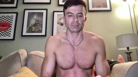 Snapshot of dillonwilde chatting on 03-12-25, 08:52 Dillon online show from 03-12-25, 08:52