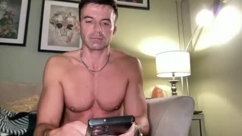 Snapshot of dillonwilde chatting on 10-09-25, 08:07 Dillon online show from 10-09-25, 08:07