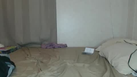 Snapshot of dimepiecexxx chatting on 12-30-24, 02:53 Sofie online show from 12-30-24, 02:53