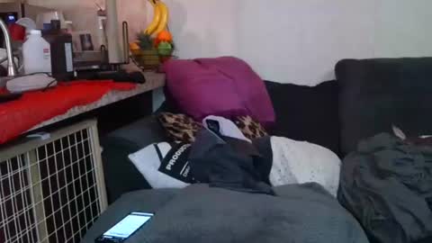 Snapshot of dimepiecexxx chatting on 12-19-25, 02:35 Sofie online show from 12-19-25, 02:35