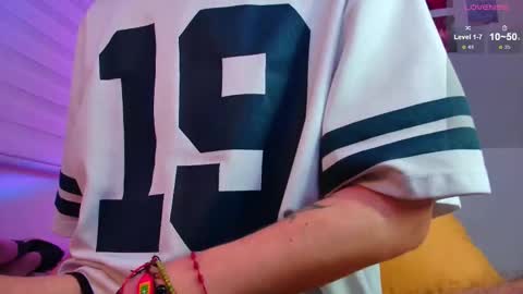 Julian Independent Model online show from 03-10-26, 01:10