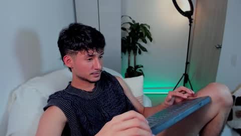 Fabian online show from 01-29-25, 02:40