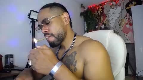 Snapshot of dimitry_muscle chatting on 12-04-24, 12:19 dimitry kyle mucle online show from 12-04-24, 12:19