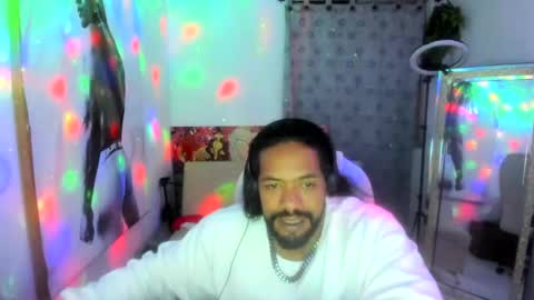Snapshot of dimitry_muscle chatting on 12-29-24, 12:30 dimitry kyle mucle online show from 12-29-24, 12:30