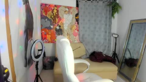 Snapshot of dimitry_muscle chatting on 02-15-25, 12:59 dimitry kyle mucle online show from 02-15-25, 12:59