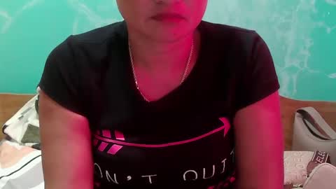 Snapshot of dimple_42 chatting on 02-27-25, 03:25 Dimple online show from 02-27-25, 03:25