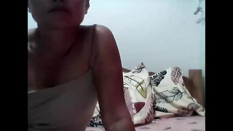 Snapshot of dimple_42 chatting on 10-22-25, 09:42 Dimple online show from 10-22-25, 09:42