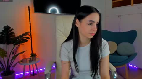 Dina   Fox online show from 04-11-26, 01:04