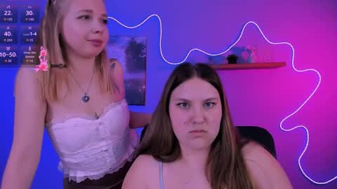 dina_bloom online show from 04-30-26, 10:25