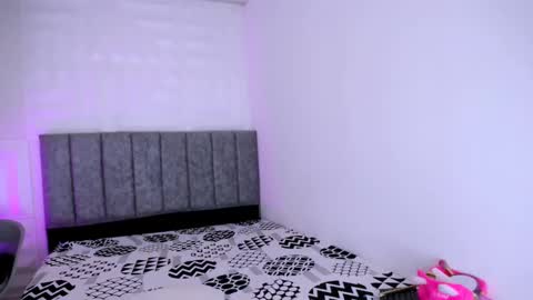 DINA online show from 12-21-24, 05:18