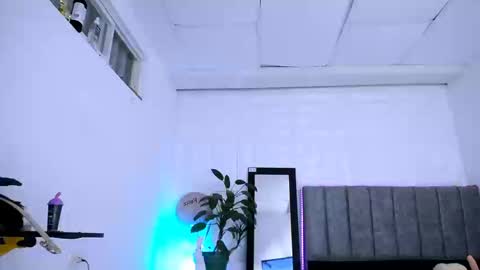 DINA online show from 09-23-25, 12:02