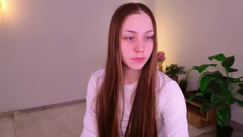 Dina online show from 04-11-26, 07:45