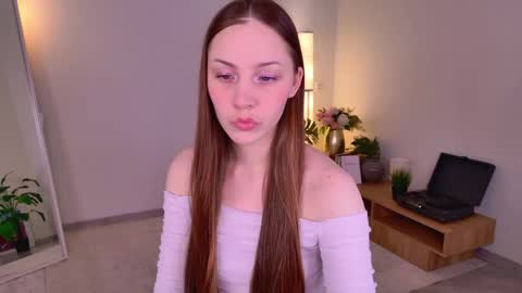 Dina online show from 04-22-26, 06:05