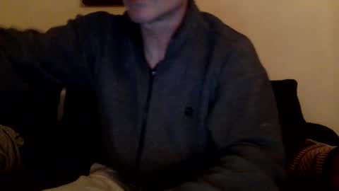 dinnerout1111 online show from 01-01-25, 01:37