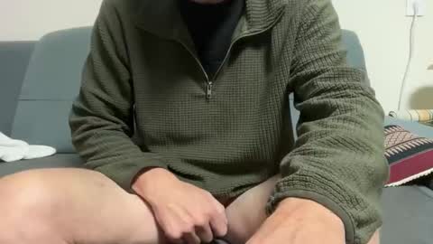 Snapshot of dinnerout1111 chatting on 03-25-26, 03:12 dinnerout1111 online show from 03-25-26, 03:12