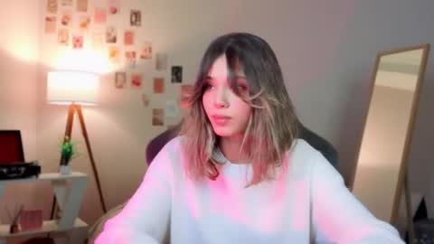 Snapshot of dinnerwithflowers chatting on 01-15-26, 01:26 Sara Connor online show from 01-15-26, 01:26