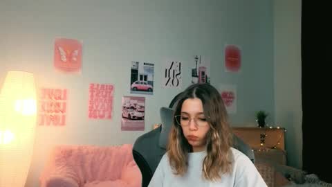 Snapshot of dinnerwithflowers chatting on 02-08-26, 01:14 Sara Connor online show from 02-08-26, 01:14