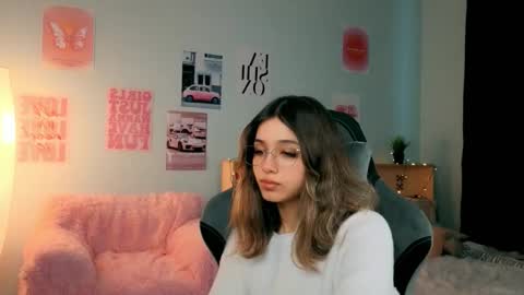 Snapshot of dinnerwithflowers chatting on 02-22-26, 01:20 Sara Connor online show from 02-22-26, 01:20