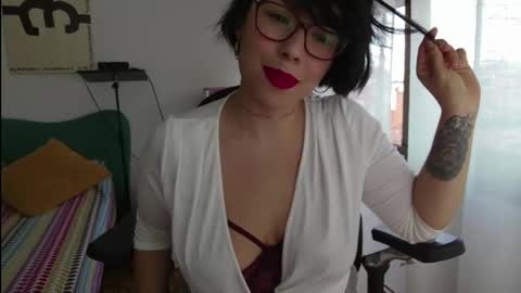 Snapshot of diosa_cadenas chatting on 09-11-25, 05:24 Anglica A online show from 09-11-25, 05:24