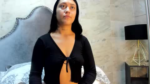 Snapshot of diosa_exotic chatting on 02-14-26, 12:24 Diosa Exotic online show from 02-14-26, 12:24