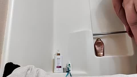 Snapshot of dipstik11 chatting on 10-23-25, 08:57 DIPSTIK online show from 10-23-25, 08:57