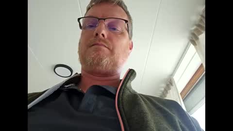 dirkkie1975 online show from 04-17-26, 12:19