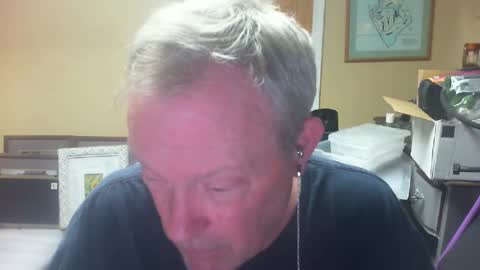 Snapshot of dirkpitt223 chatting on 12-22-24, 10:17 DirtkPitt Fun guy working online show from 12-22-24, 10:17