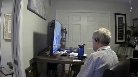 Snapshot of dirkpitt223 chatting on 01-19-25, 07:15 DirtkPitt Fun guy working online show from 01-19-25, 07:15