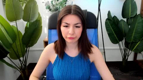 Snapshot of dirosee chatting on 05-19-26, 04:19 Di online show from 05-19-26, 04:19
