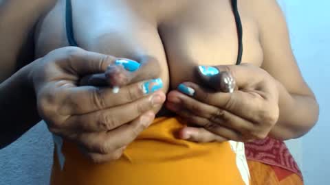 Snapshot of dirtiplay chatting on 10-02-25, 09:33 dirtiplay online show from 10-02-25, 09:33