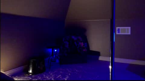 Snapshot of dirtydaisy1998 chatting on 03-11-25, 06:32 Daisy Wylde online show from 03-11-25, 06:32