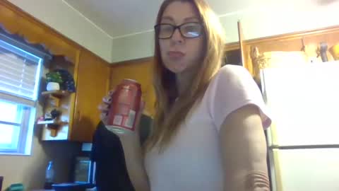 Snapshot of dirtydaisylou chatting on 10-08-25, 08:28 Daisy online show from 10-08-25, 08:28