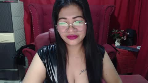 Snapshot of dirtyfungirl chatting on 12-05-24, 02:22 LatexQueen online show from 12-05-24, 02:22