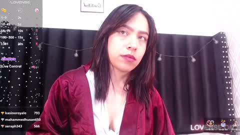 Snapshot of dirtylittleslutt_ chatting on 01-06-25, 01:53 Nemesis online show from 01-06-25, 01:53