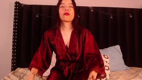 Snapshot of dirtylittleslutt_ chatting on 01-13-25, 12:41 Nemesis online show from 01-13-25, 12:41