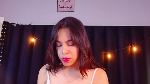 Snapshot of dirtylittleslutt_ chatting on 03-06-25, 06:08 Nemesis online show from 03-06-25, 06:08