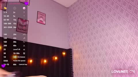 Snapshot of dirtylittleslutt_ chatting on 03-08-25, 09:28 Nemesis online show from 03-08-25, 09:28