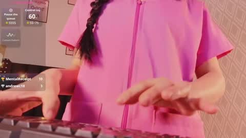 Snapshot of dirtylittleslutt_ chatting on 10-12-25, 07:35 Nemesis online show from 10-12-25, 07:35