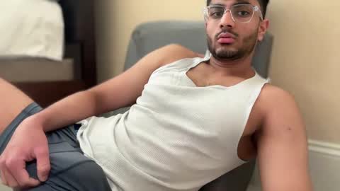 Snapshot of dirtynick1 chatting on 03-05-25, 04:35 dirtynick1 online show from 03-05-25, 04:35