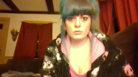 Snapshot of dirtyxhippie21 chatting on 11-06-25, 03:29 Crystal online show from 11-06-25, 03:29