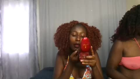 Snapshot of disah_002 chatting on 12-23-25, 08:01 disah_002 online show from 12-23-25, 08:01