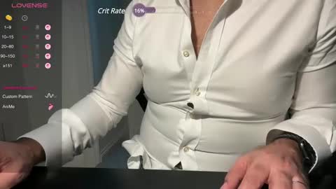 Snapshot of discreetcam chatting on 03-04-25, 03:37 Discreet Guy online show from 03-04-25, 03:37